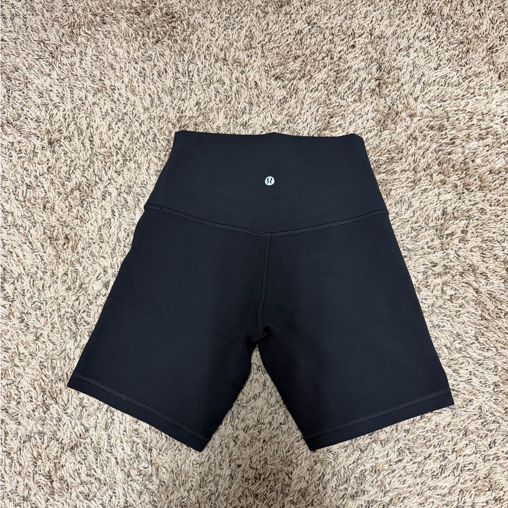 NWT lululemon align shorts 6”